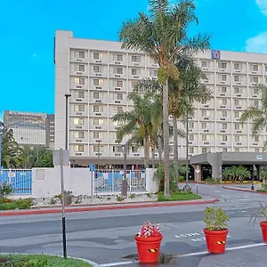 https://studio-6-suites-los-angeles-ca-los-angeles-lax.topanaheimhotels.com